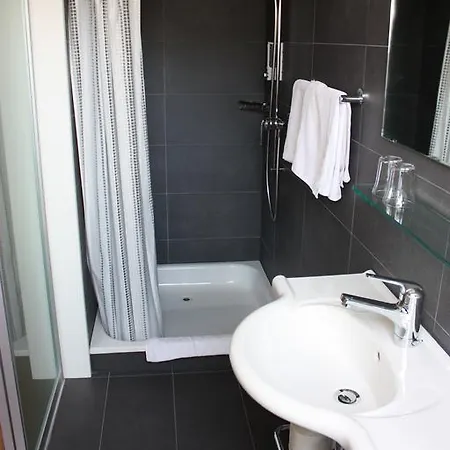 Hotel Koi-gartenteich Hausernmoos