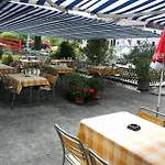 Hotel Koi-Gartenteich Hausernmoos