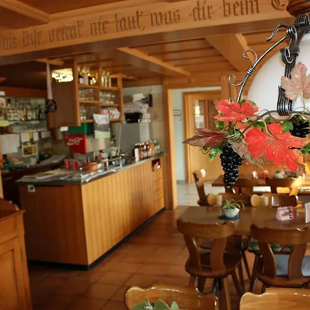 Restaurant Koi-gartenteich Szálloda Hausernmoos