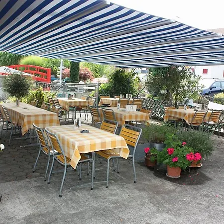 Szálloda Restaurant Koi-gartenteich