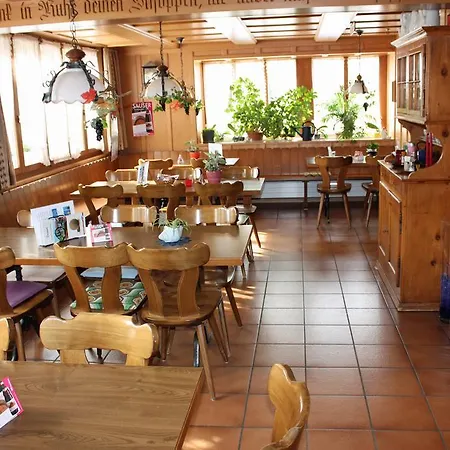 Szálloda Restaurant Koi-gartenteich Hausernmoos